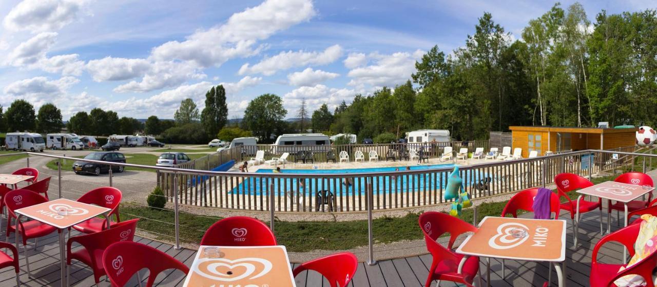Camping Porte Des Vosges Бюльньевиль Экстерьер фото