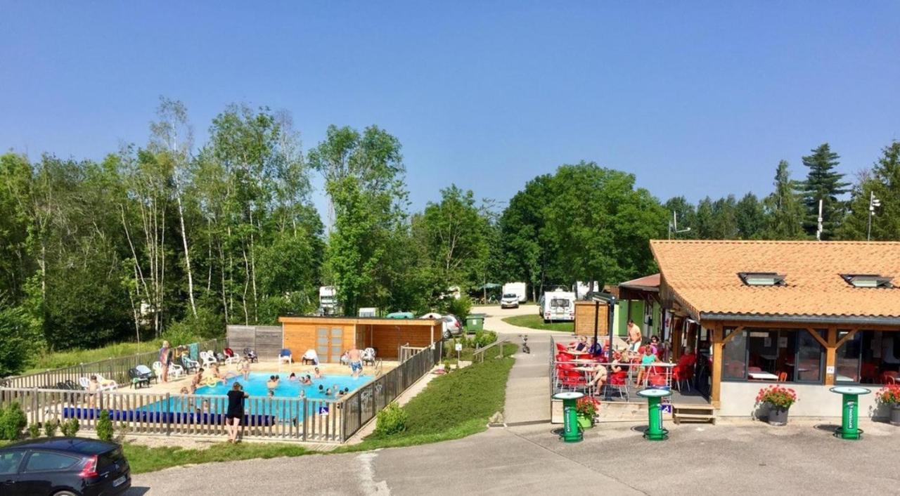 Camping Porte Des Vosges Бюльньевиль Экстерьер фото