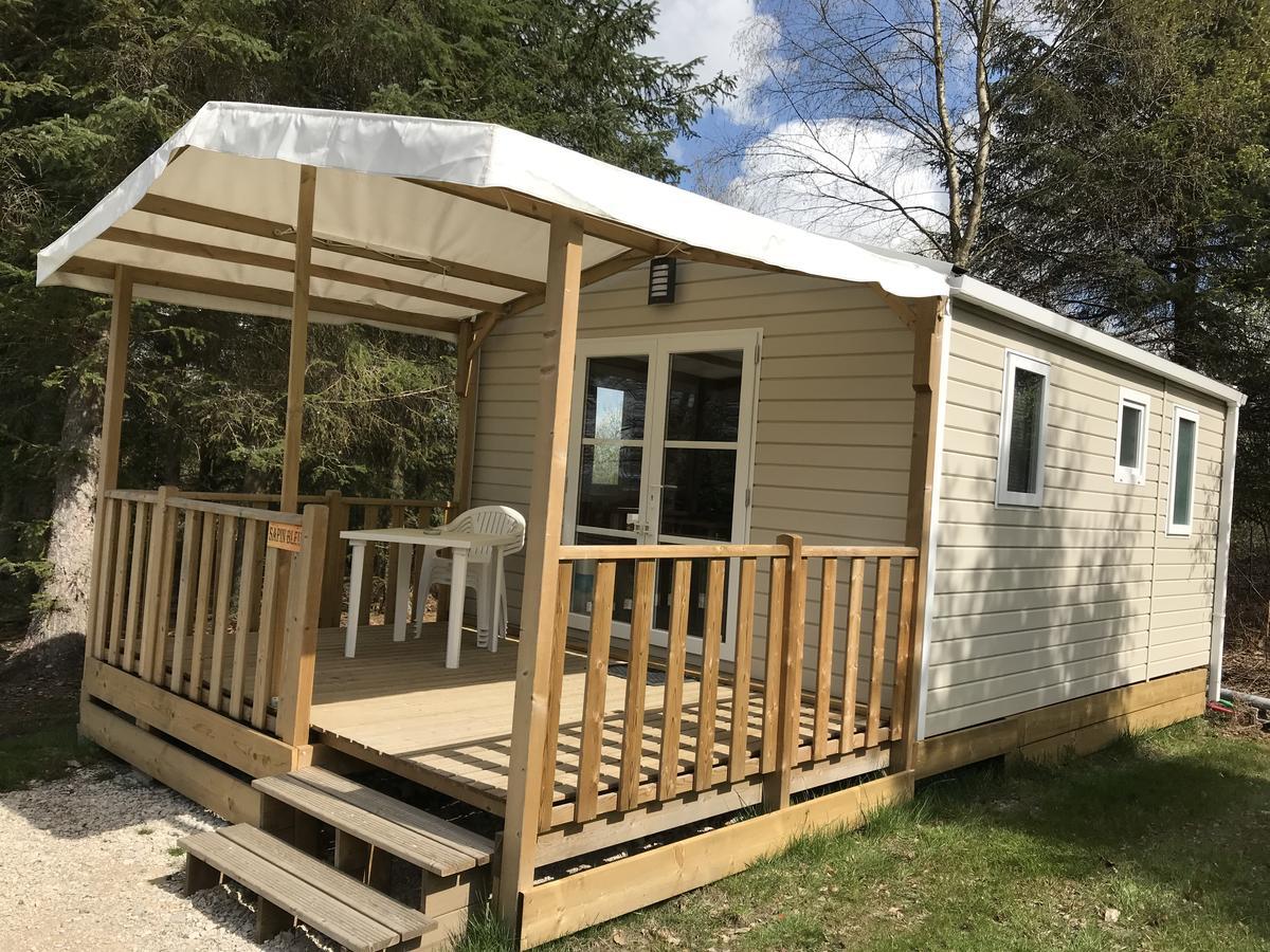 Camping Porte Des Vosges Бюльньевиль Экстерьер фото